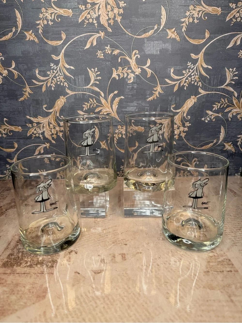 Vintage B.C. Comic Strip Pinched Rocks Glasses Set of 4 Johnny Hart